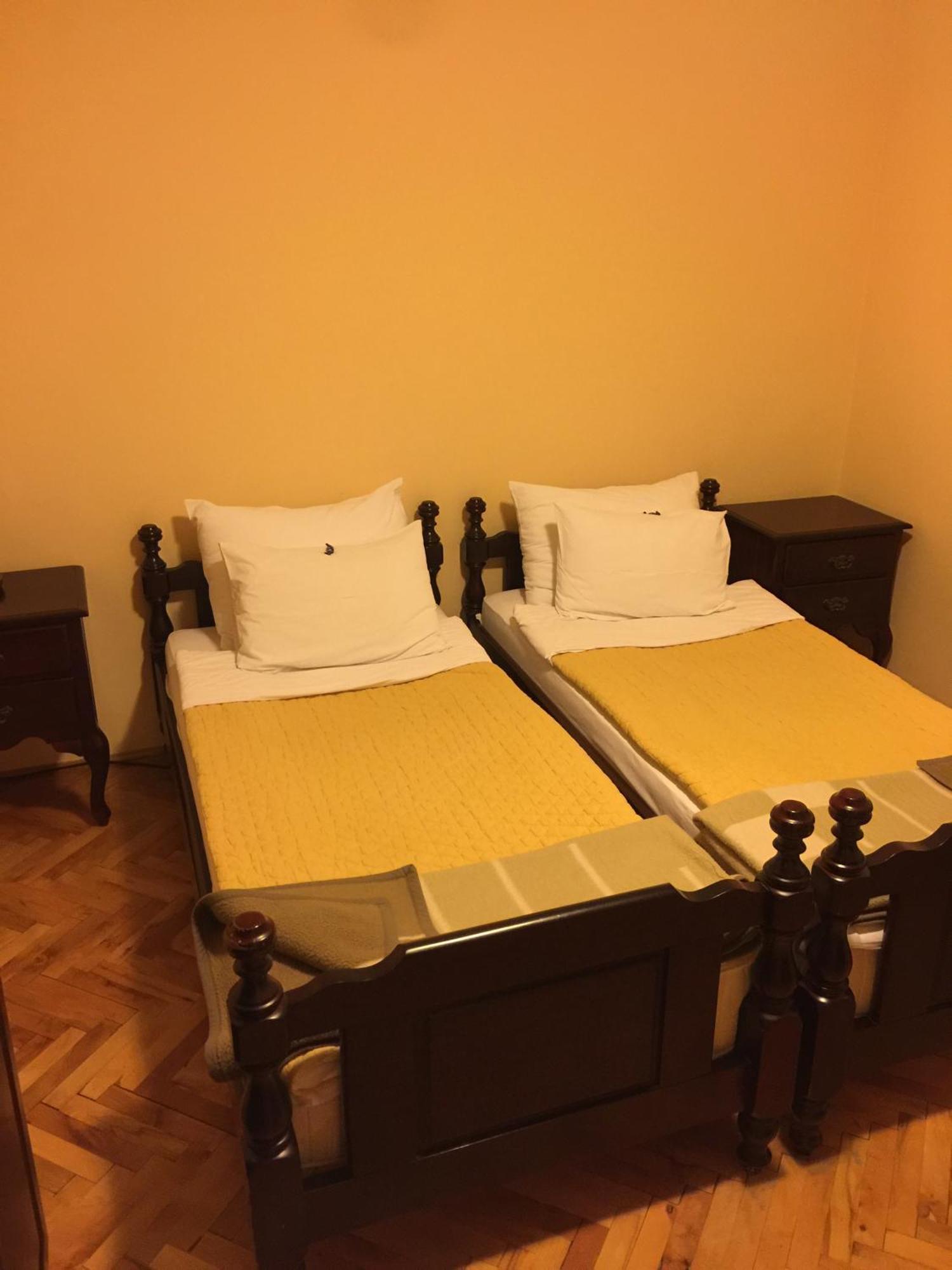 Bed & Breakfast Karavan Raska Room photo